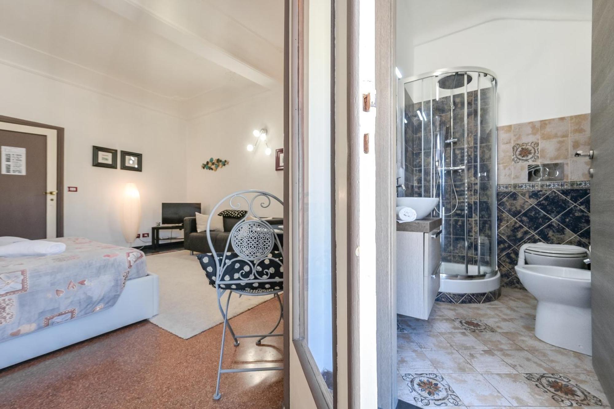 Lovely Room On Rooftops - Genovainrelax Exterior photo